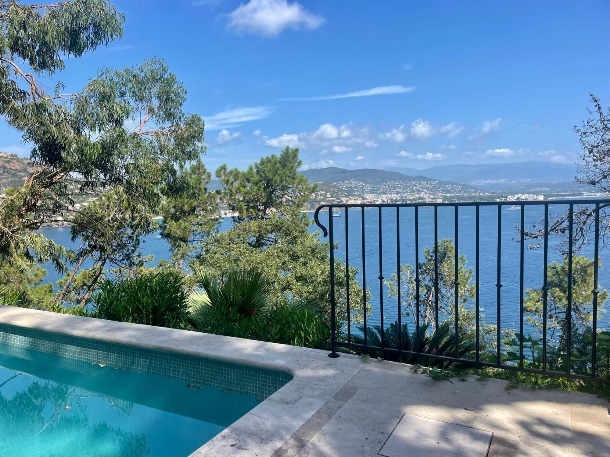 The House, Sur Mer, Cote Dazur, France Villa